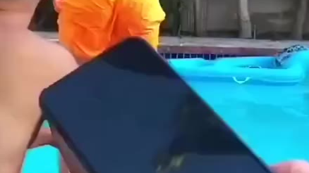 手 机 救 命 啊